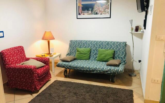 Caio Asinio Apartment