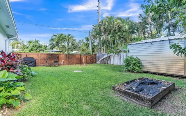 Lakeridge House- 4 Bedrooms/3 Bathroom Home by RedAwning