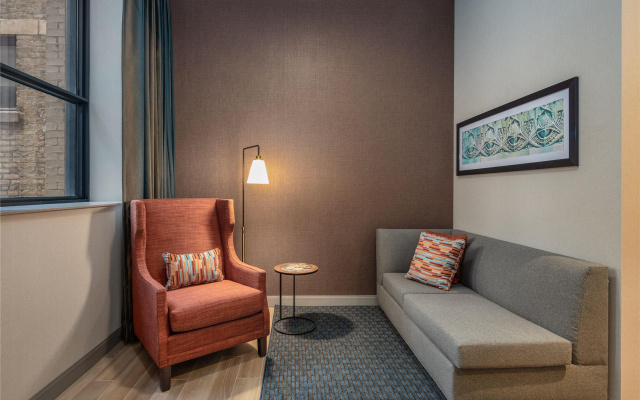 Hilton Garden Inn Chicago Central Loop