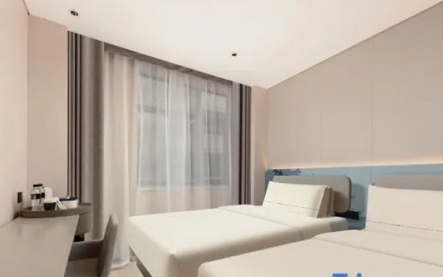 Atour - standard 1 bed room(Street view) — фото 4
