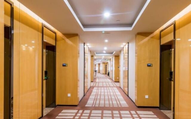 Yun-zen Jinling Lotus Hotel