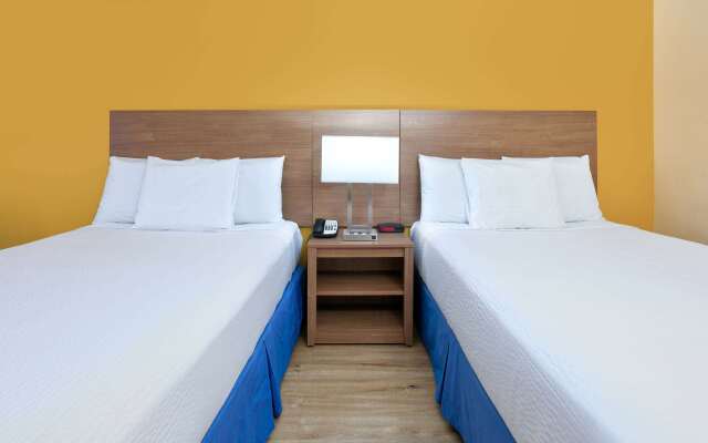 Days Inn by Wyndham Batesville