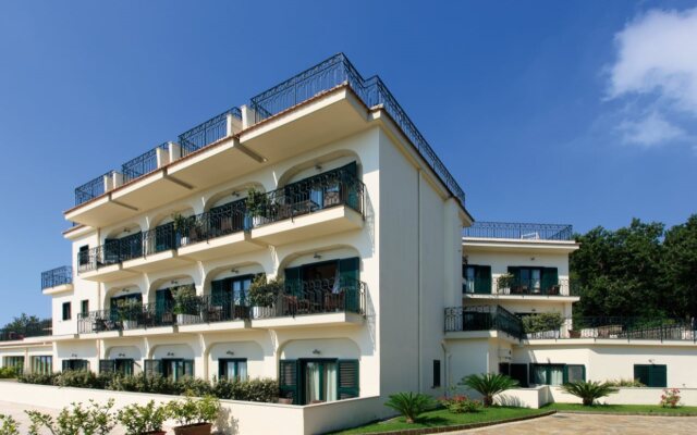 Nastro Azzurro Resort