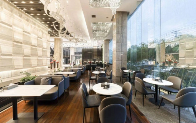 Maitao Crystal Hotel