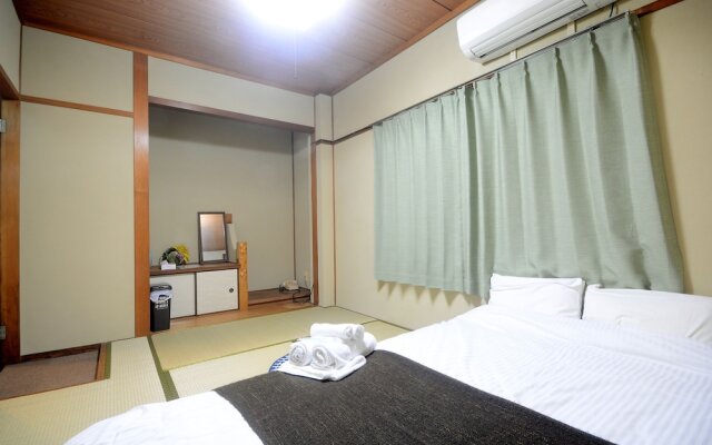 Samurai Apartment