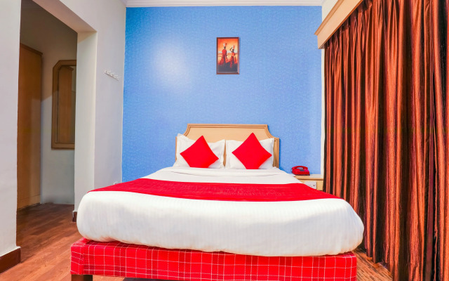 OYO 12237 Luxury Villas