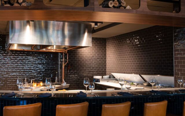 The Charter Hotel Seattle, Curio Collection by Hilton