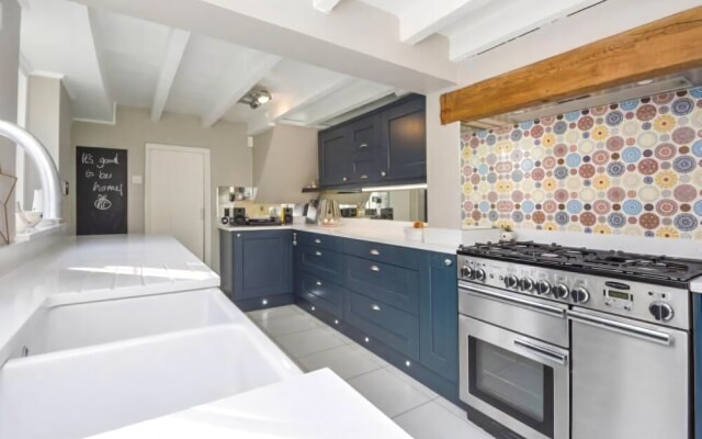 Charming 3BD Home in Allestree Village