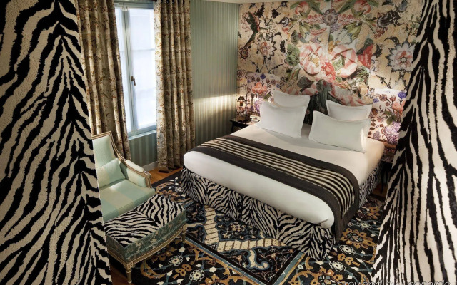 Hôtel du Petit Moulin, Haute Couture hotel by Lacroix