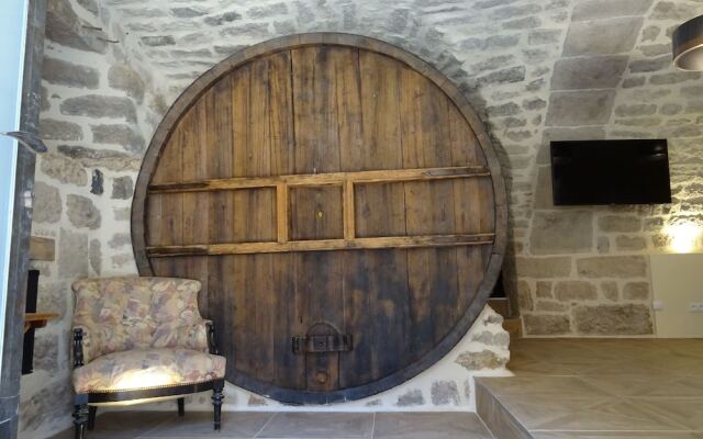 Le Pressoir De La Deveze