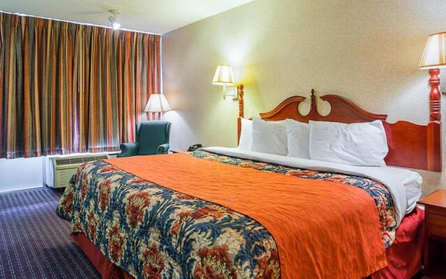 Rodeway Inn And Suites Tupelo