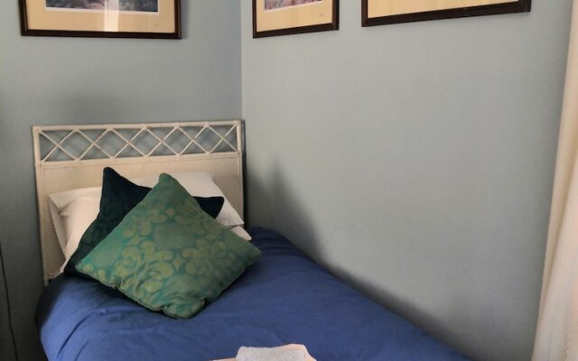 Beautiful 8-bed House in Angus