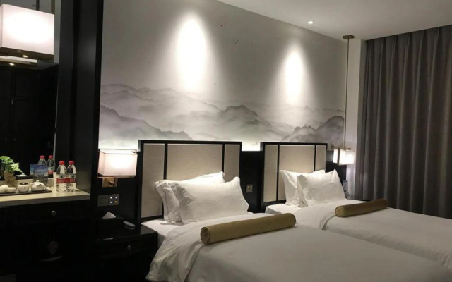 Yunny Hotel (Kunming Railway Station Wanda Square store)