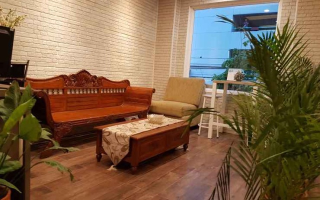 Ahira Guesthouse