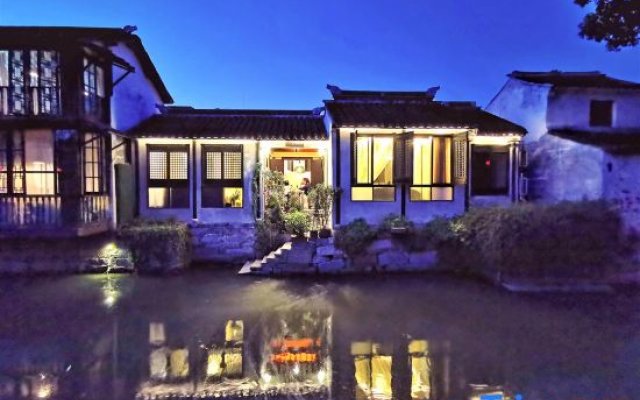 Yueshang Zen Space Homestay (Jinxi Ancient Town)