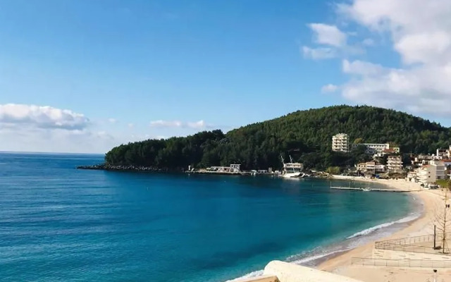 Geo & Art Boutique Hotel