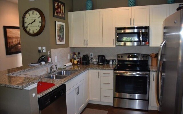 Villa Aventura - Lucaya Village