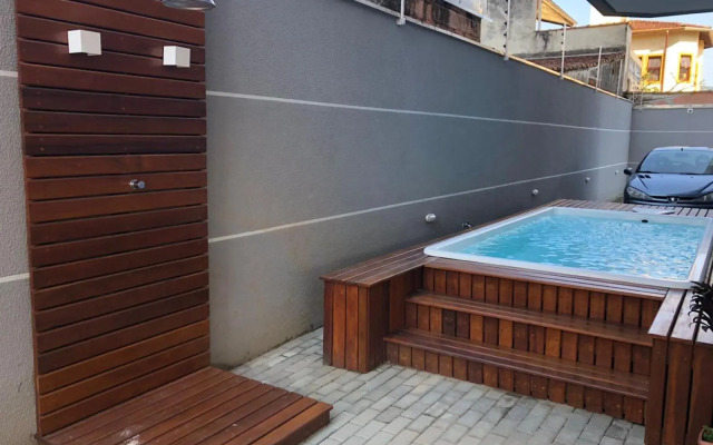 Apto Alto Padrão C/Ar Cond. e Área Gourmet