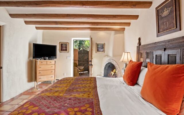 Casa Siempre Mayo - Railyard Gem, Walk to Plaza