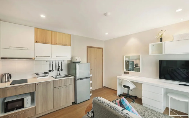 One bedroom Condo in Title V Condo 310