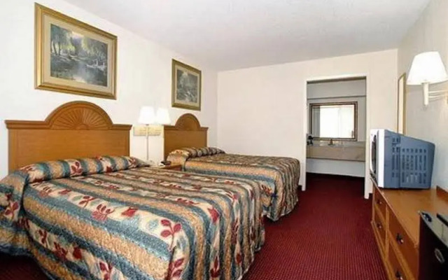 Rodeway Inn and Suites