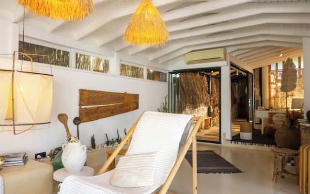 Taskonak Alacati Butik Hotel