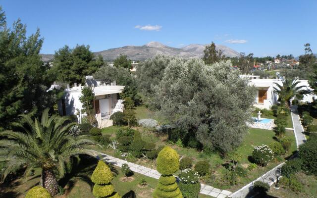 Petit Village Hotel