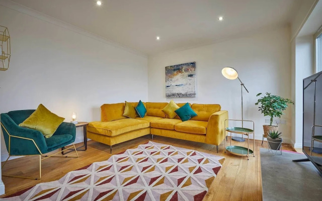 Host Stay Strathview