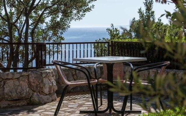 Spacious Holiday Home in Podstrana With Terrace