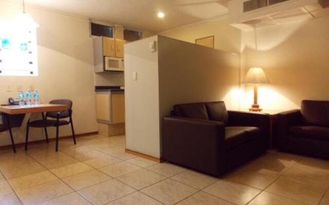 Cypres Hotel & Suites