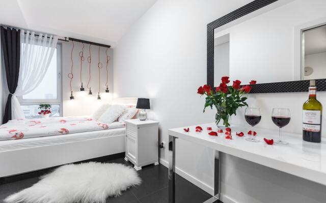 New Wave Apartment Glam