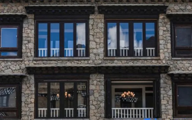 Songtsam Yading Lodge – Exterior – Daocheng