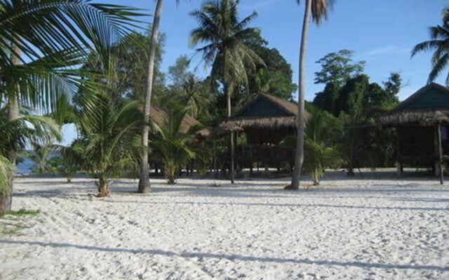 Palm Beach Bungalow Resort