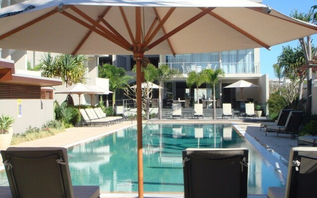 Bale Beach Front Resort Home Apartment 1128