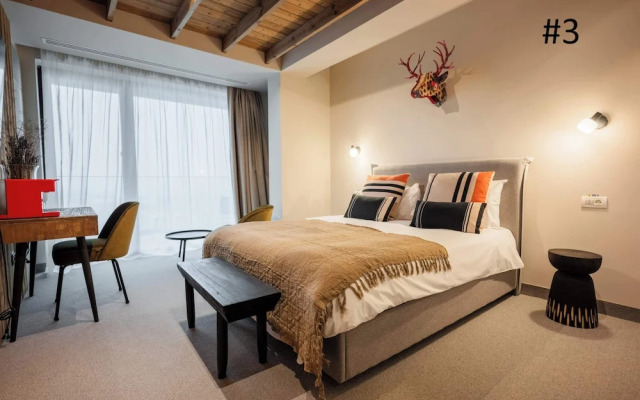 The Pines Bucegi Lodge