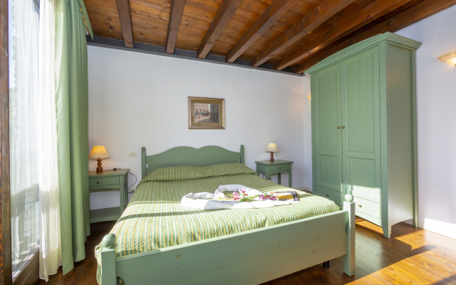 Liano Mimosa -relax & priv parking place