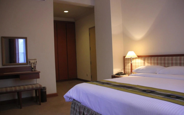 The Maple Suite
