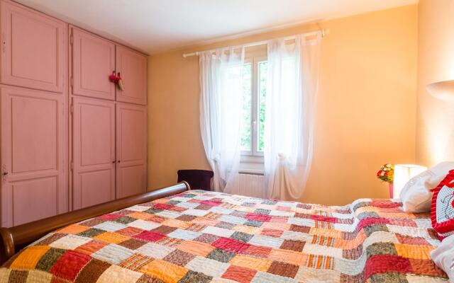 Beautiful Holiday Home in Espere with Swimming Pool