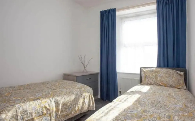 Suzie's Pad Torquay Devon