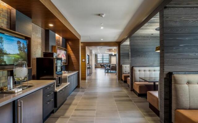 Global Luxury Suites at Reston Town Center