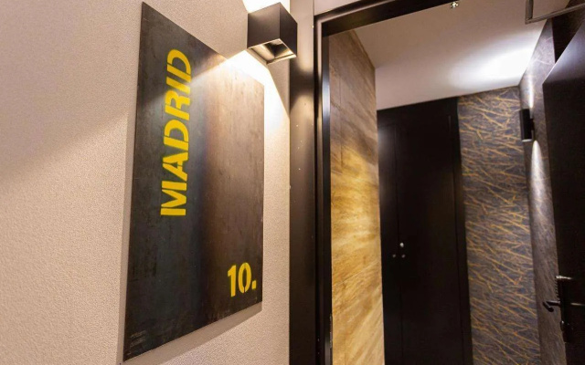 Fly Rooms Madrid Airport