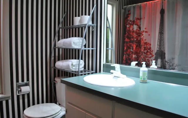 Stylish Craftsman Premium Comfort