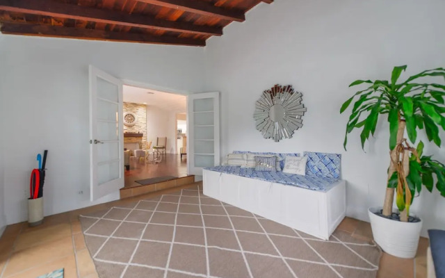Peaceful Comfort: Comfortable Miami Home