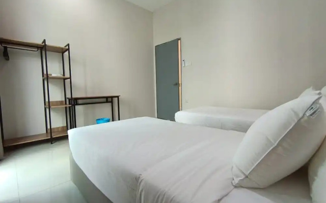 myRoom at 11 J Adams