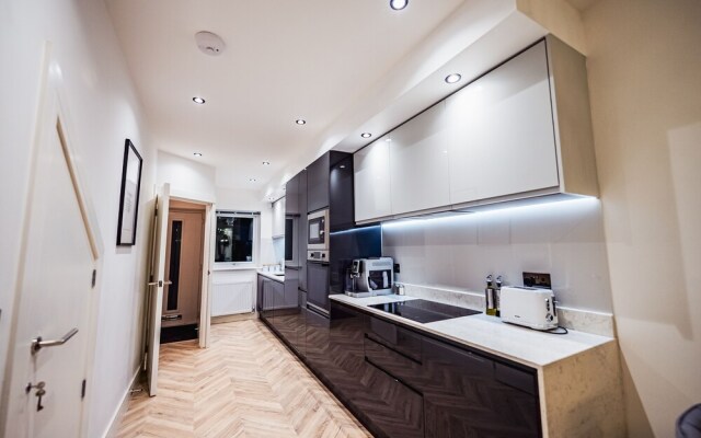 Luxurious 3-Bedroom Oasis Manchester