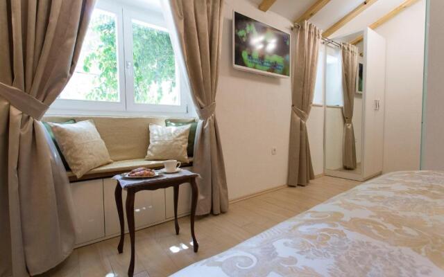 Summer Dream Studio