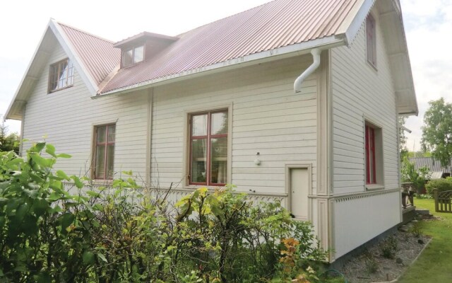 Amazing Apartment in Borgholm With 2 Bedrooms