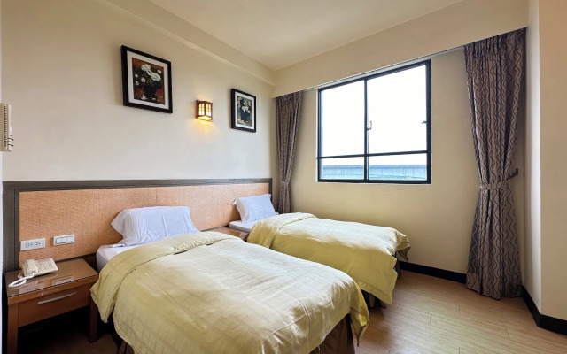 CHIENTAN Youth Hotel