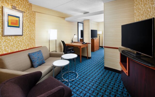 Fairfield Inn & Suites Plainville