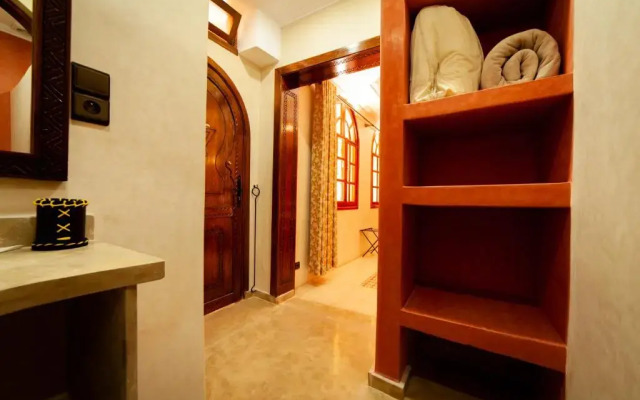 Riad Janoub